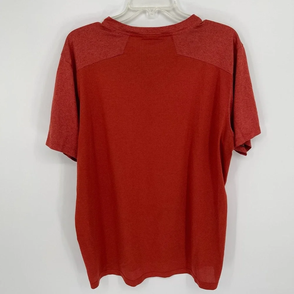 The‎ North Face Men's Red Reactor Mesh V-Neck FlashDry Training T-Shirt Size XL